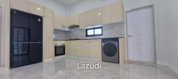 4 bedrooms Villa in Pattaya, Thailand No. 32845 9