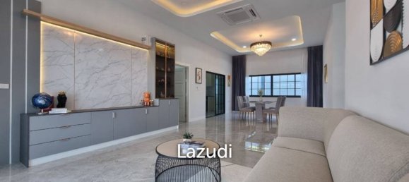 4 bedrooms Villa in Pattaya, Thailand No. 32845 5