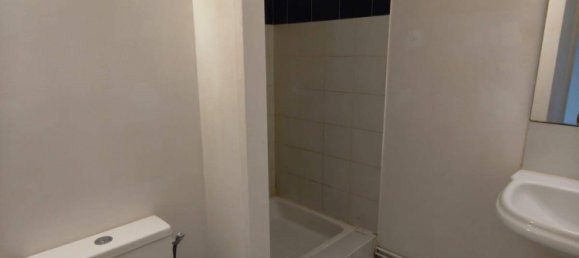 Studio in Pontoise, France No. 131120 5