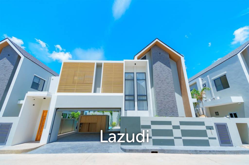 4 bedrooms Villa in Bang Lamung, Thailand No. 16677