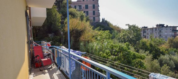 Квартира с 2 спальнями в Генуя, Италия № 70127 5