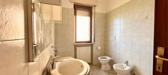 Casa T4 em Cameri, Italy N.º 379014 13