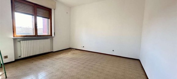 Casa T4 em Cameri, Italy N.º 379014 10