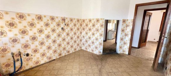 Casa T4 em Cameri, Italy N.º 379014 9