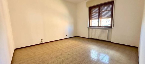 Casa T4 em Cameri, Italy N.º 379014 11