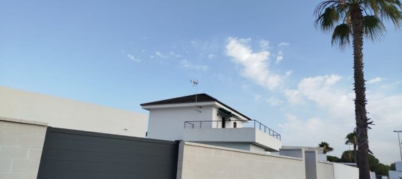 3 bedrooms House in Huelva, Spain No. 153108 2