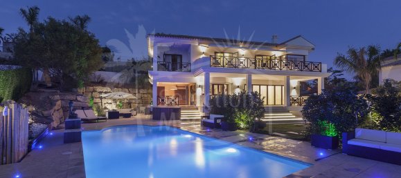 6 bedrooms Villa in Marbella, Spain No. 116855 20