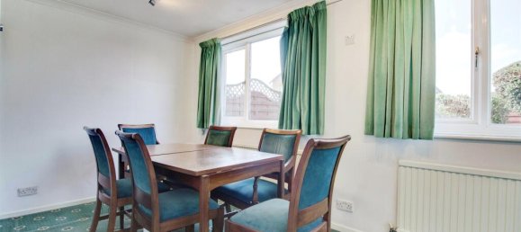 3 bedrooms House in Watford, United Kingdom No. 6785 4