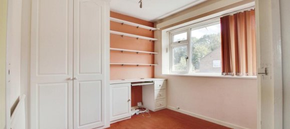 3 bedrooms House in Watford, United Kingdom No. 6785 10