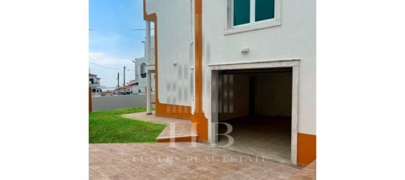 Дом с 4 спальнями в Эрисейра, Португалия № 148524 40