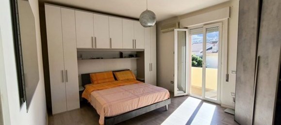 4 bedrooms Apartment in Capoterra, Italy No. 365018 8