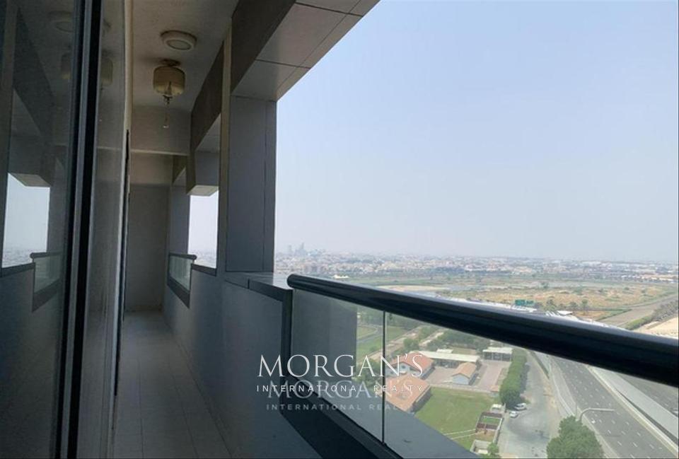 Apartamento de 2 dormitorios en Business Bay, UAE No. 44460