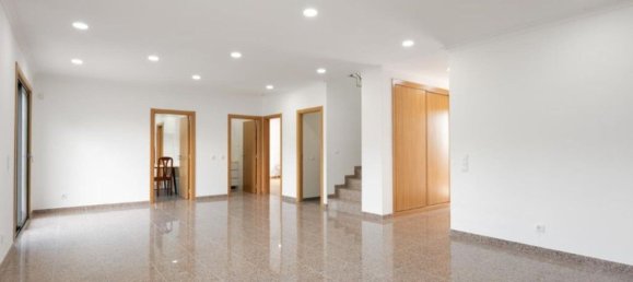 10 chambres house à vendre à Corroios, Seixal, Setubal, Portugal № 110283 32