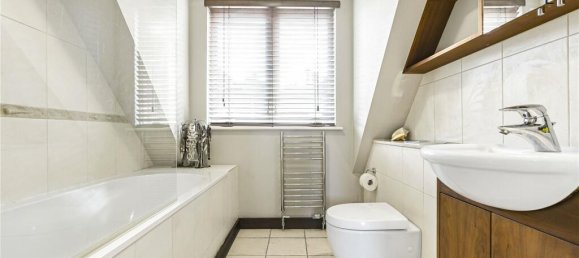 4 bedrooms House in Hadley Wood, United Kingdom No. 6582 23