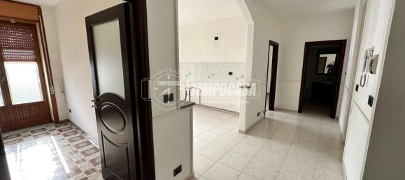 Apartamento de 3 divisões em Acerra, Italy N.º 117858 6