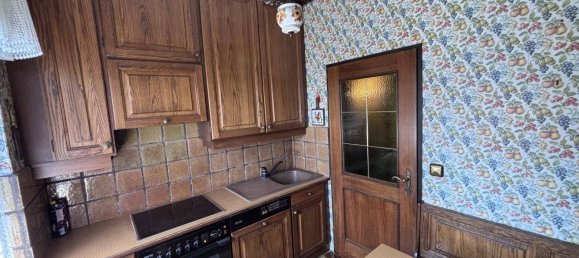 Дом с 3 спальнями в Берндорф, Австрия № 147779 13