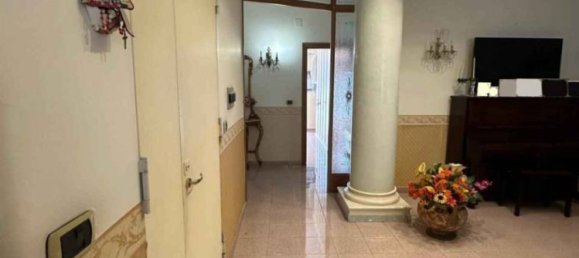 200m² Warehouse in Casavatore, Italy No. 274699 21