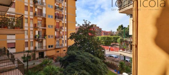 3 rooms Apartment in Portici, Italy No. 42035 8