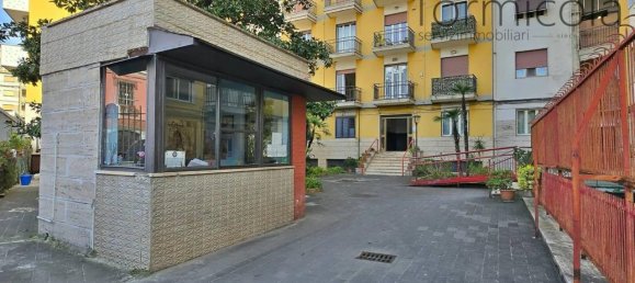 3 rooms Apartment in Portici, Italy No. 42035 10