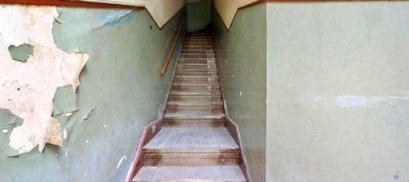 320m² Commercial property in Porto, Portugal No. 151659 11