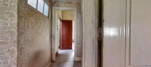 320m² Commercial property in Porto, Portugal No. 151659 26