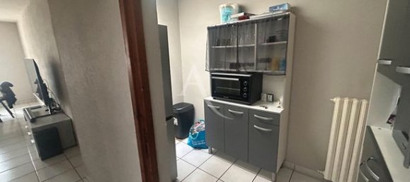 Bâtiment à Trèbes, France 190m² No. 312111 9