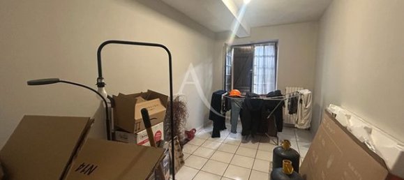 Bâtiment à Trèbes, France 190m² No. 312111 7