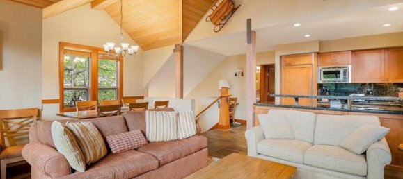 3 bedrooms House in British Columbia, Canada No. 1072 6