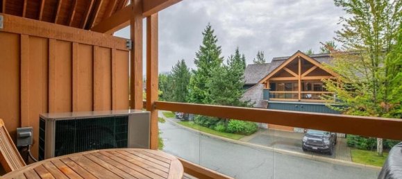 3 bedrooms House in British Columbia, Canada No. 1072 7