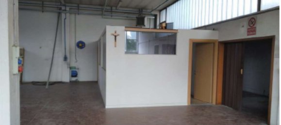 Lagerhaus in Meda, Italy 470m², Nr. 310003 11
