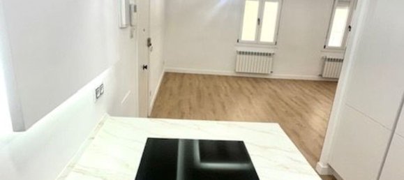 3 bedrooms Apartment in Madrid, Spain No. 173786 26