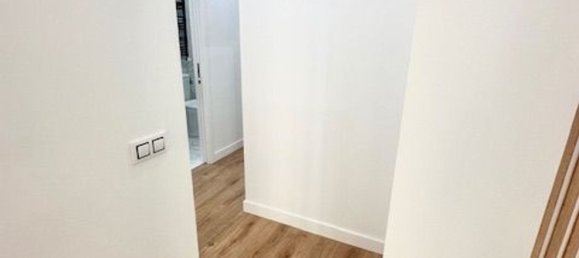 3 bedrooms Apartment in Madrid, Spain No. 173786 41