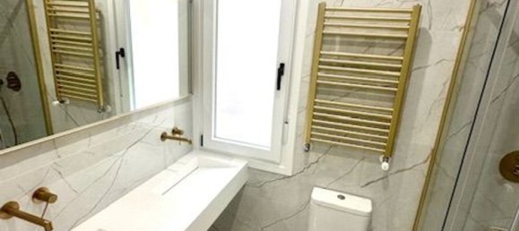 3 bedrooms Apartment in Madrid, Spain No. 173786 94