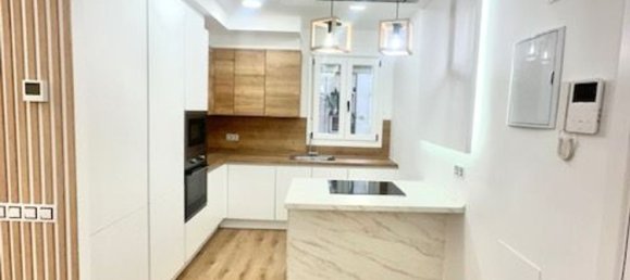 3 bedrooms Apartment in Madrid, Spain No. 173786 10