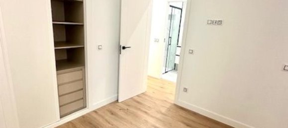 3 bedrooms Apartment in Madrid, Spain No. 173786 70