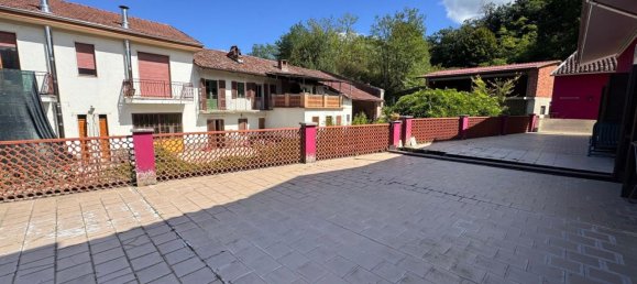 1200m² Building in Ferrere, Italy No. 345572 24