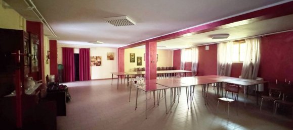 1200m² Building in Ferrere, Italy No. 345572 17