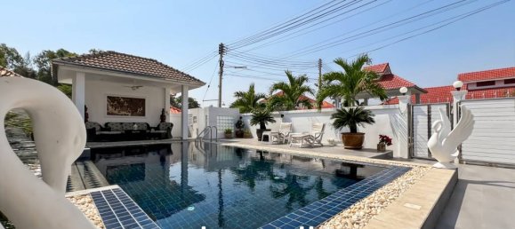 3 Schlafzimmer Villa in Cha-am, Thailand, Nr. 26359 3