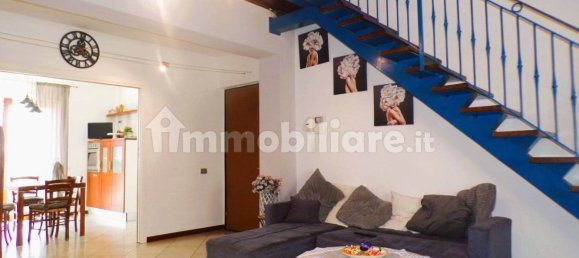 3 bedrooms Apartment in Gualdo Tadino, Italy No. 304199 4