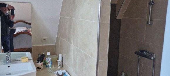 3 bedrooms Duplex in Chartres, France No. 247769 9