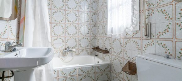 5 غرف نوم منزل في Armilla, Spain رقم 141330 76