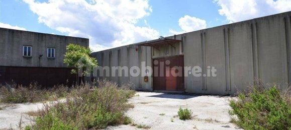 2777m² Warehouse in Campello sul Clitunno, Italy No. 78047 2