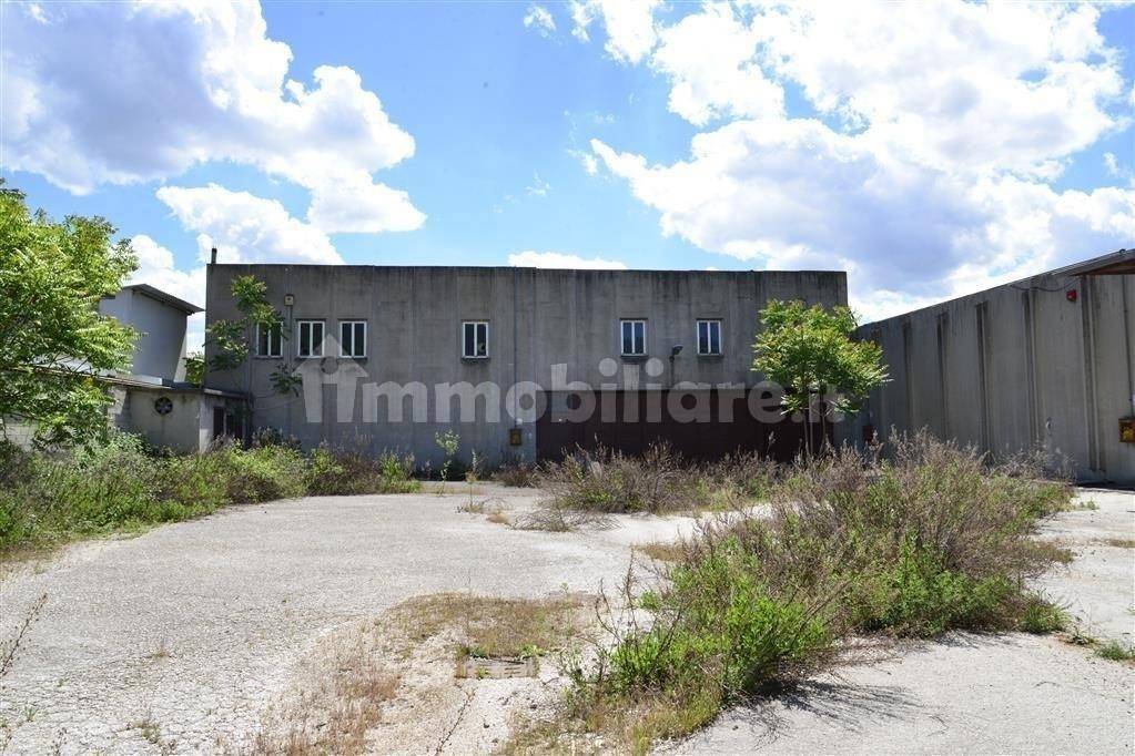 2777m² Warehouse in Campello sul Clitunno, Italy No. 78047