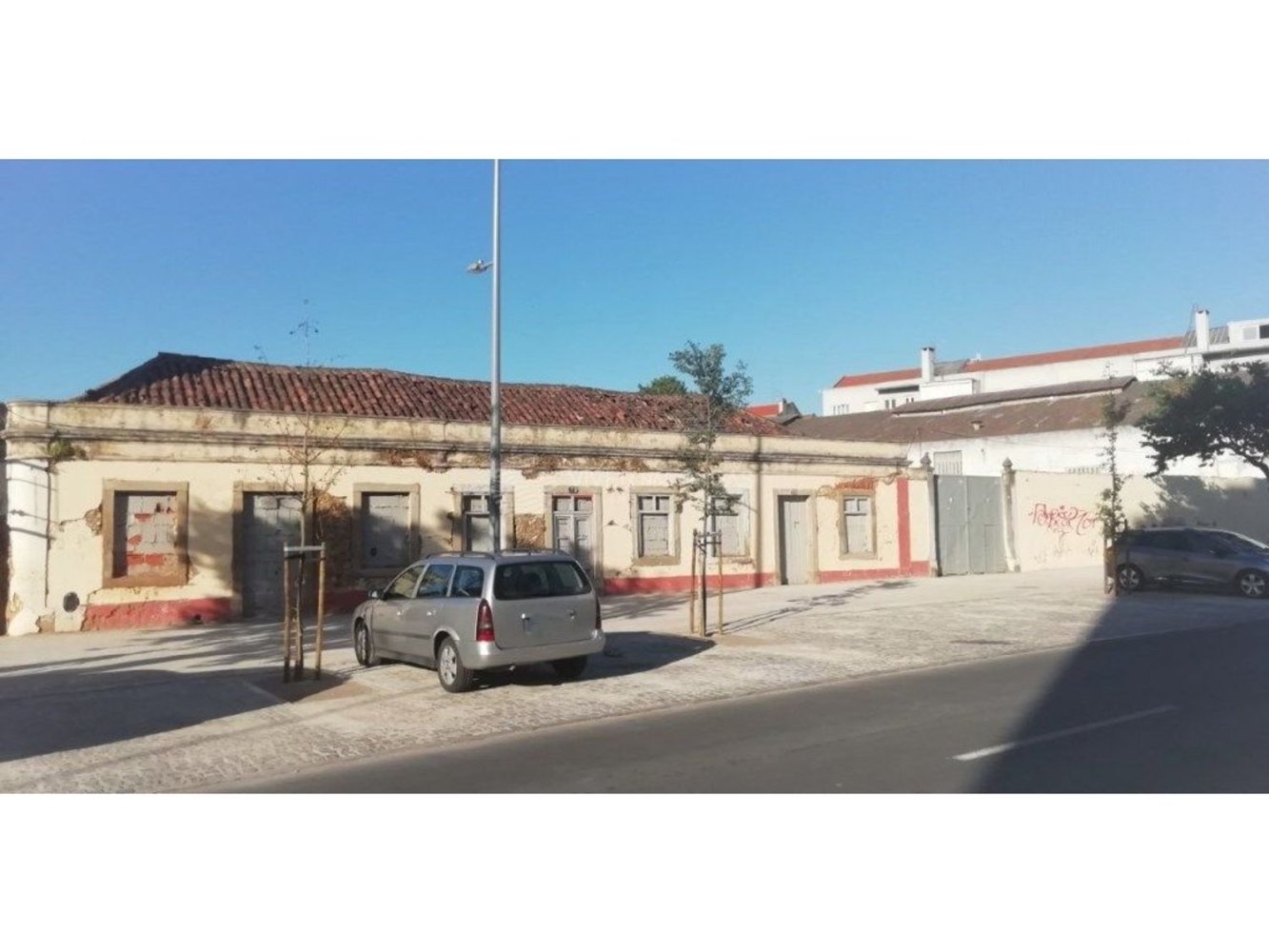 قطعة أرض في Setubal, Portugal 2242متر مربع رقم 141476