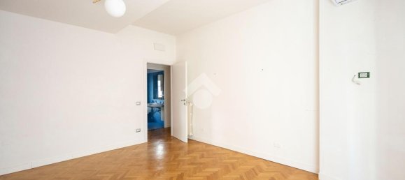 Квартира с 5 спальнями в Латина, Италия № 282490 17