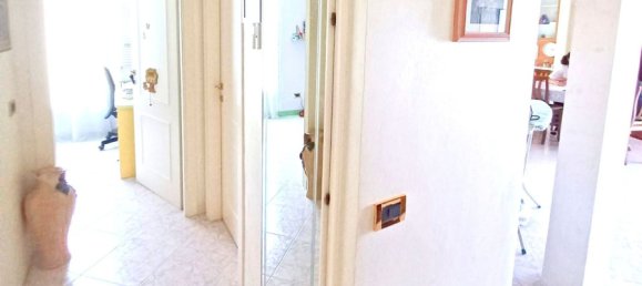 4 rooms Apartment in Genoa, Italy No. 305199 6