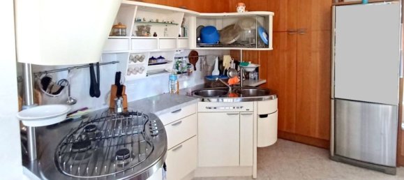 4 rooms Apartment in Genoa, Italy No. 305199 2