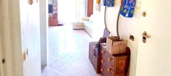 4 rooms Apartment in Genoa, Italy No. 305199 7