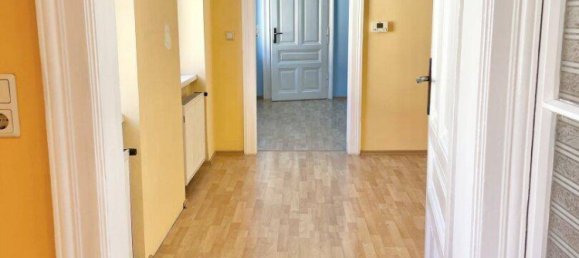 2-salle Appartement à Simmering, Austria No. 250029 11