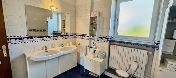 Вилла с 7 комнатами в Биелла, Италия № 36012 45